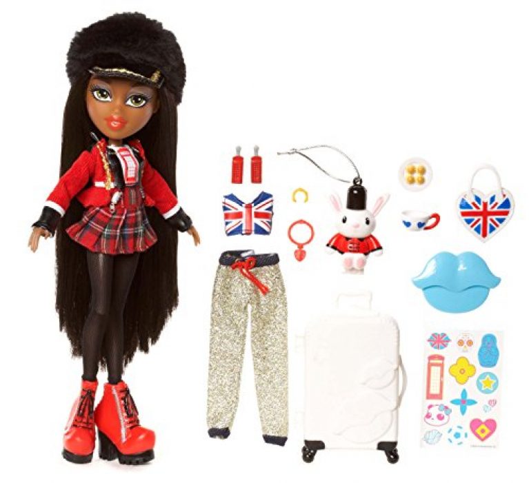 Bratz - Study Abroad Sasha, Muñeca Fashion - Casas De Muñecas